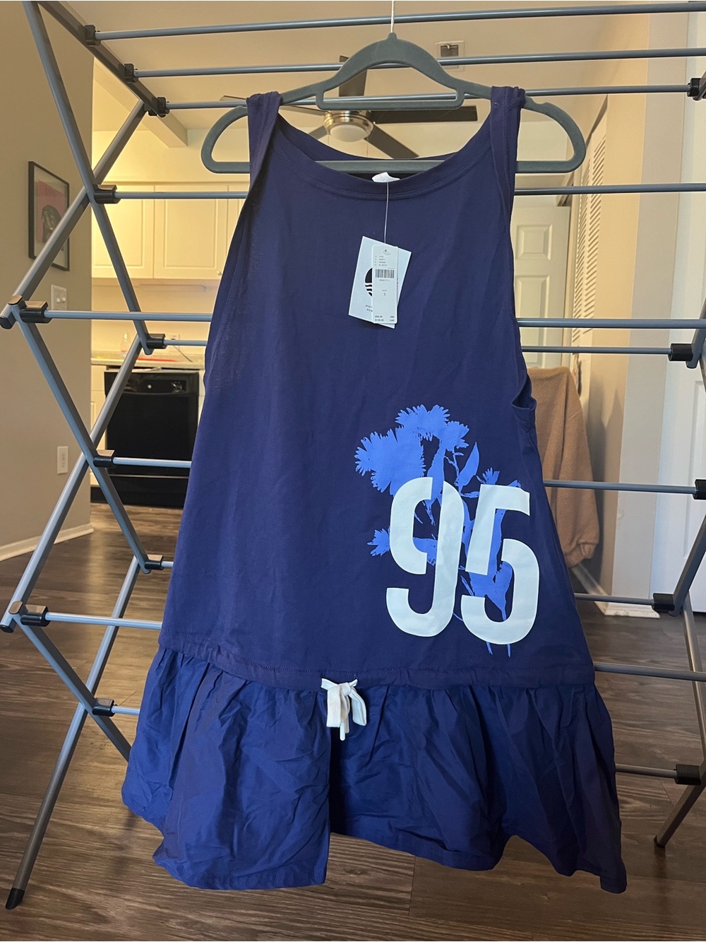 Casual Navy Sleeveless Dress with Graphic '95'